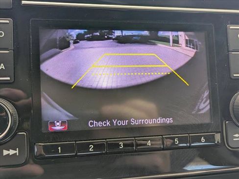 Used 2019 Honda CR-V LX image 13