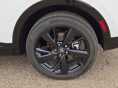 Used 2025 Buick Envision Sport Touring image 11