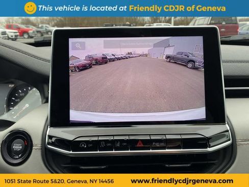 Used 2026 Jeep Compass Limited AWD/4WD image 16