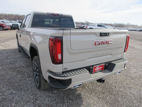 New 2026 GMC Sierra 1500 AT4 w/ AT4 Premium Package image 9