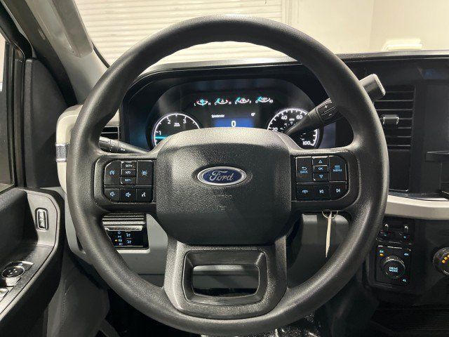 Used 2024 Ford F550 4x4 Crew Cab Super Duty image 14