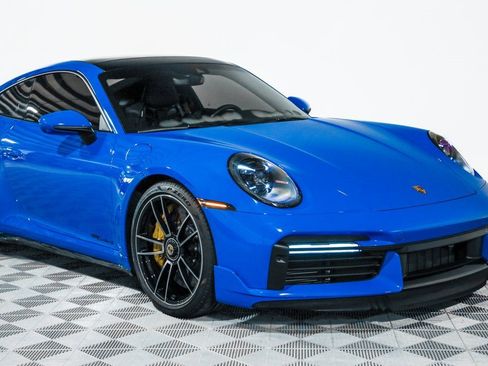 Used 2022 Porsche 911 Turbo S image 8