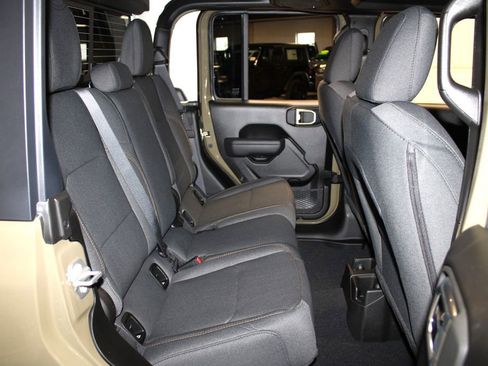 New 2026 Jeep Gladiator Sport image 27