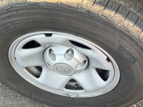 Used 2023 Toyota Tacoma SR image 14