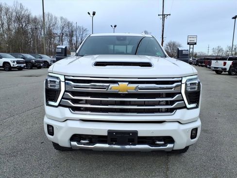 Used 2025 Chevrolet Silverado 2500 High Country w/ Z71 Off-Road Package image 9