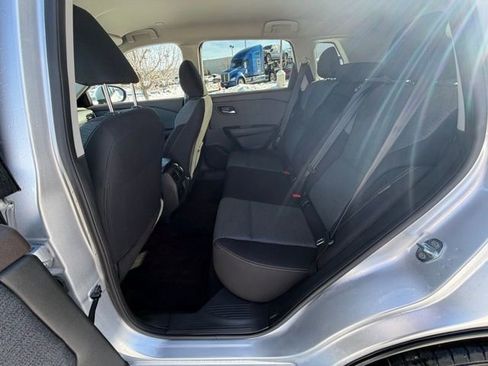 Used 2023 Nissan Rogue SV image 22