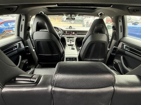 Used 2023 Porsche Panamera 4 Platinum Edition w/ Assistance Package image 28