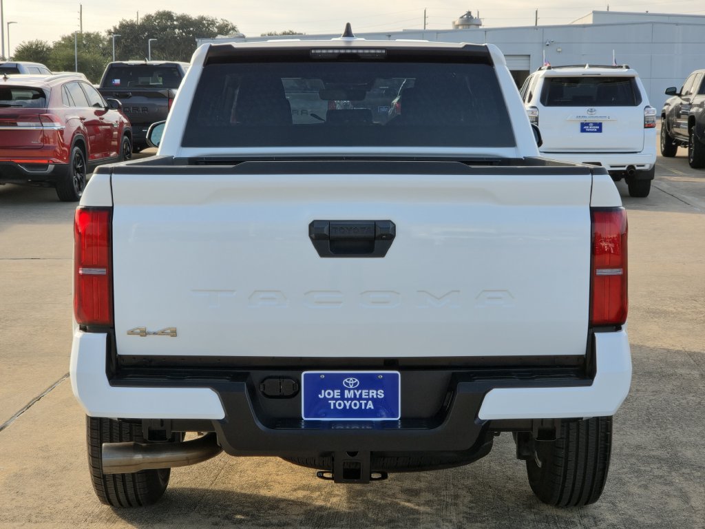 Used 2025 Toyota Tacoma SR5 AWD/4WD image 8