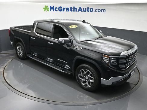 Used 2024 GMC Sierra 1500 SLT w/ SLT Premium Package image 3