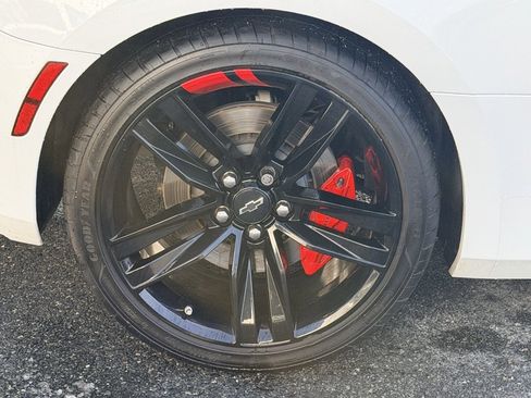 Used 2021 Chevrolet Camaro SS w/ Redline Edition image 20