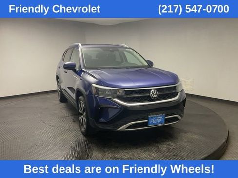 Used 2022 Volkswagen Taos SE AWD/4WD image 1
