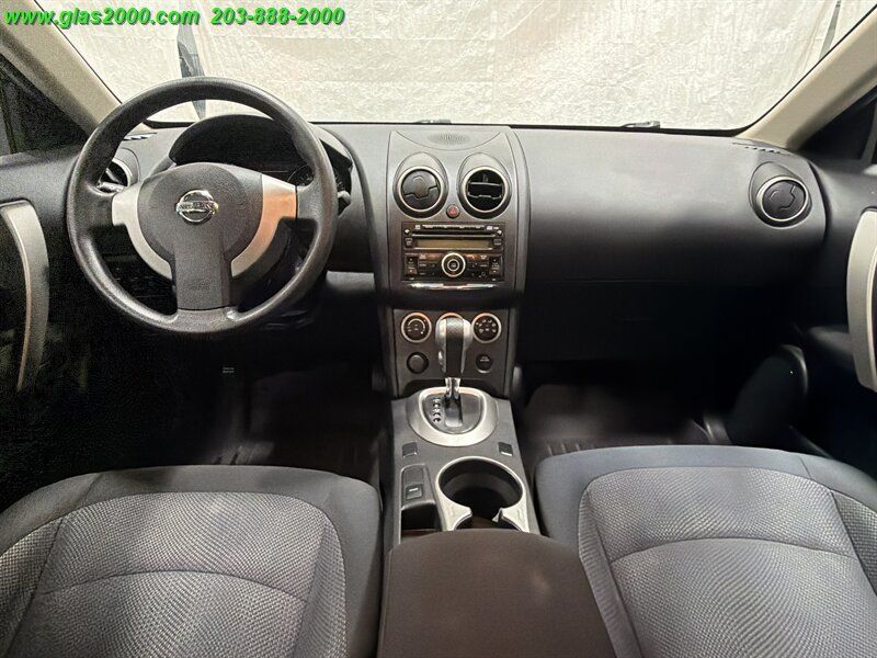 Used 2014 Nissan Rogue S AWD/4WD image 6
