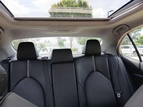 Used 2021 Toyota Camry XSE FWD image 16