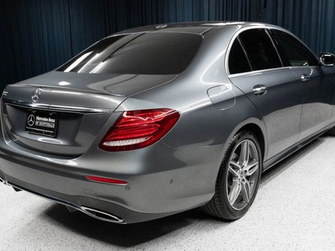 Used 2018 Mercedes-Benz E 300 image 5