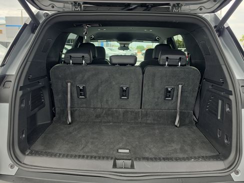 Certified 2026 Chevrolet Traverse LT FWD image 6