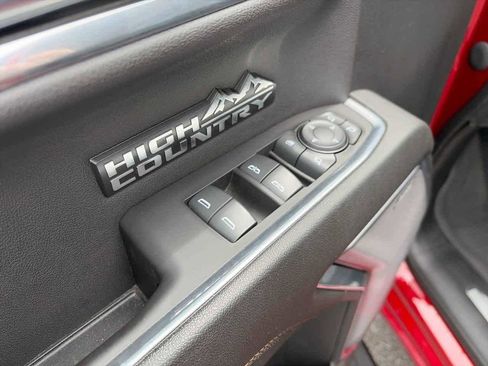 Used 2023 Chevrolet Silverado 1500 High Country w/ High Country Premium Package AWD/4WD image 15