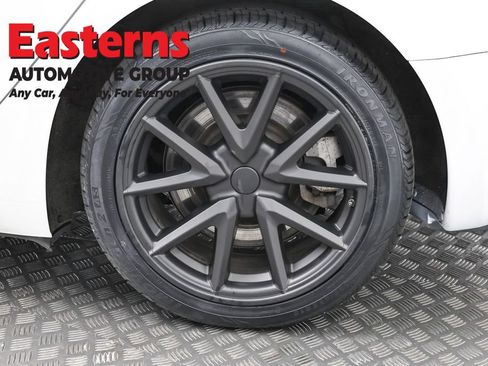 Used 2023 Tesla Model 3 Standard Range image 27