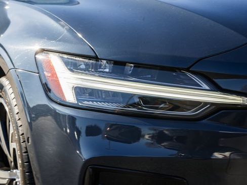 Certified 2024 Volvo S60 B5 Ultimate image 11