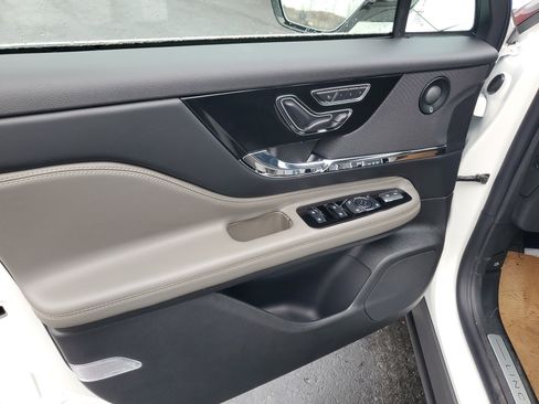 New 2026 Lincoln Corsair Grand Touring image 7