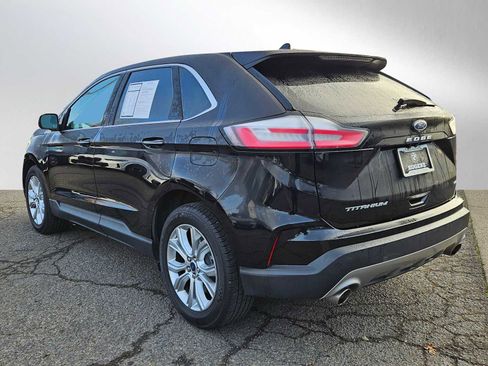 Used 2022 Ford Edge Titanium w/ Equipment Group 301A image 5