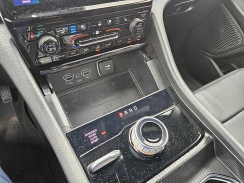 Used 2025 Jeep Grand Cherokee L Limited w/ Luxury Tech Group II AWD/4WD image 12