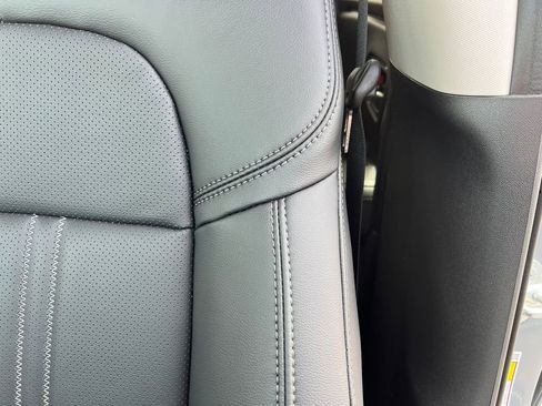 New 2026 Honda HR-V EX-L image 11