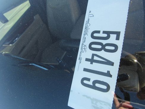 Used 2017 Cadillac XT5 Luxury w/ Driver Awareness Package image 31