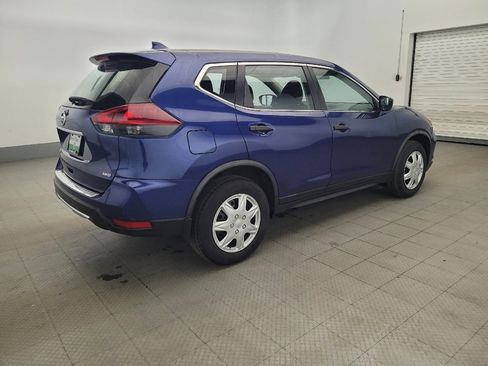 Used 2018 Nissan Rogue S image 10