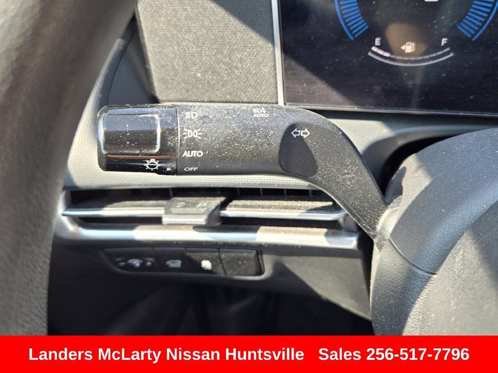 Used 2025 Hyundai Tucson SEL FWD image 26
