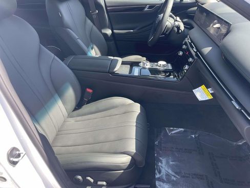 New 2026 Genesis G80 2.5T image 26