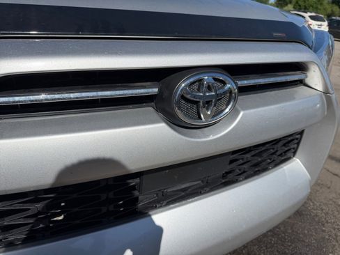 Used 2023 Toyota 4Runner SR5 AWD/4WD image 34