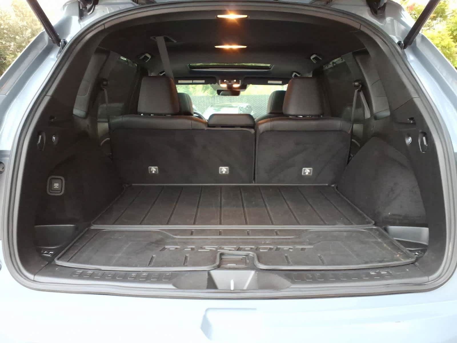 Used 2024 Honda Passport Black Edition image 6
