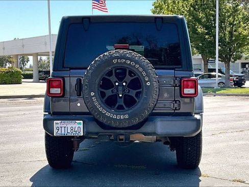 Used 2020 Jeep Wrangler Unlimited Sport AWD/4WD image 4