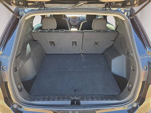 Used 2022 Chevrolet Equinox LT FWD image 14