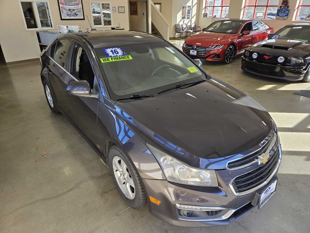 Used 2016 Chevrolet Cruze LT FWD image 7