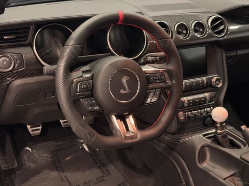 Used 2020 Ford Mustang Shelby GT350 w/ Technology Package RWD image 18