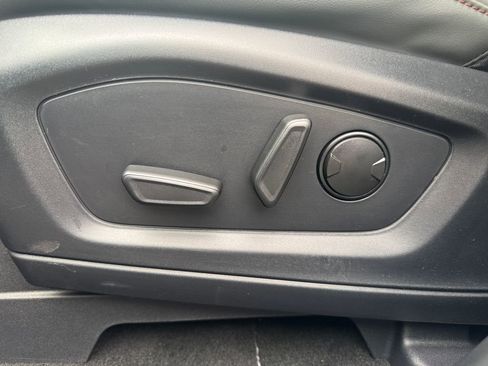 New 2026 Ford Explorer Active w/ Active Comfort Package image 21