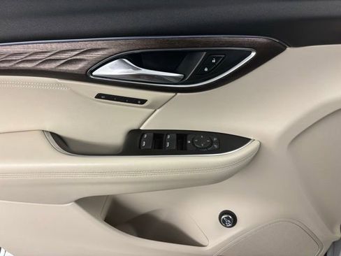 Used 2023 Buick Envision Avenir FWD image 30