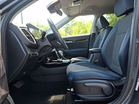 Certified 2024 Kia Seltos S FWD image 12