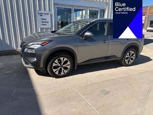 Used 2022 Nissan Rogue SV AWD/4WD image 1