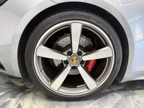 Used 2021 Porsche 911 Targa 4S AWD/4WD image 36