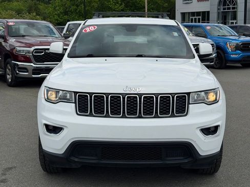 Used 2020 Jeep Grand Cherokee Laredo RWD image 9