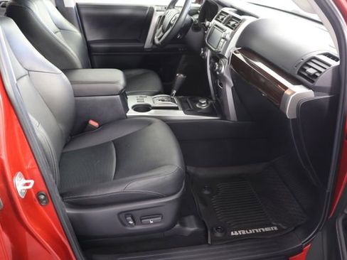 Used 2019 Toyota 4Runner Limited AWD/4WD image 22