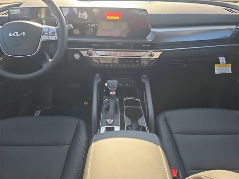 New 2025 Kia Telluride S image 16