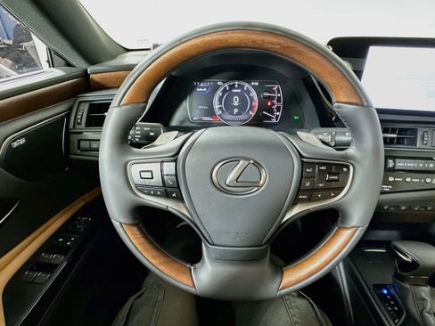 Certified 2025 Lexus ES 350 w/ Luxury Package FWD image 11