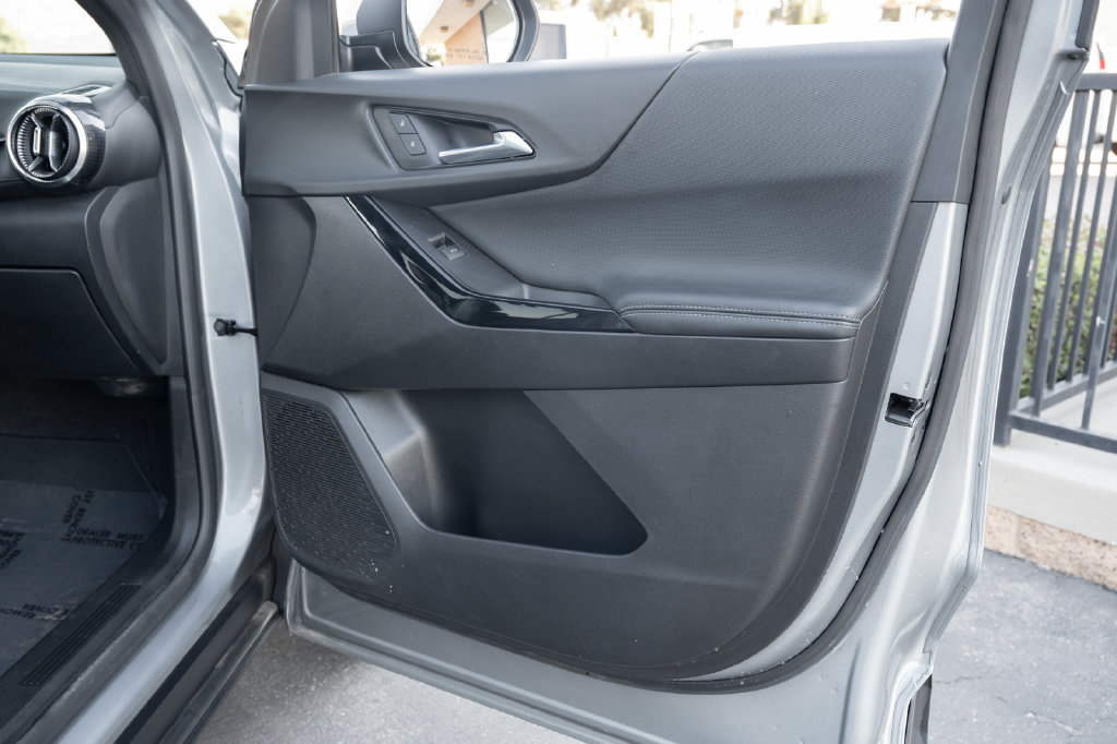 Used 2025 Chevrolet Equinox LT w/ Convenience Package II FWD image 44