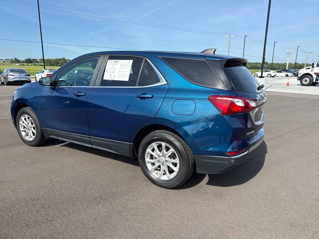 Used 2021 Chevrolet Equinox LT AWD/4WD image 3