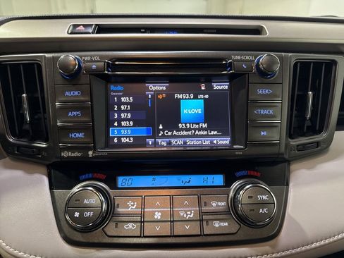 Used 2014 Toyota RAV4 XLE image 16