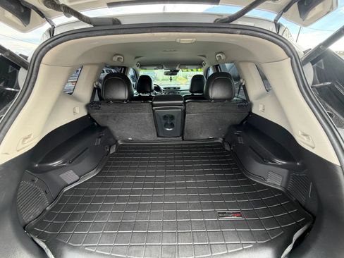 Used 2018 Nissan Rogue SL FWD image 22