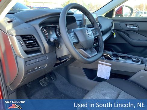 Used 2026 Nissan Rogue SV w/ Cold Weather Package image 6